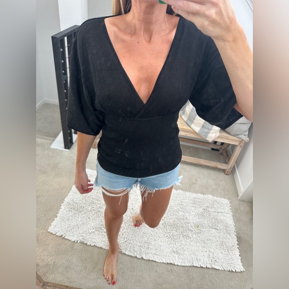 Belldini Black Deep V-Neck Batwing Sleeve Top Fitted Waist Ruched Blouse Size M - Picture 4 of 12